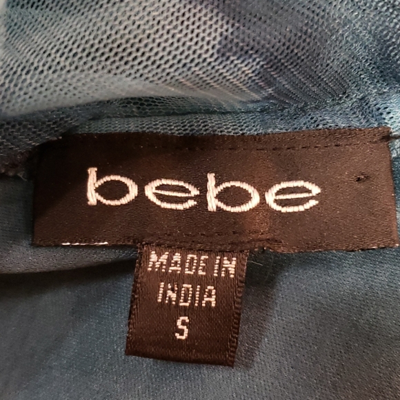 Bebe rockin' back slashed top, S - Picture 9 of 11